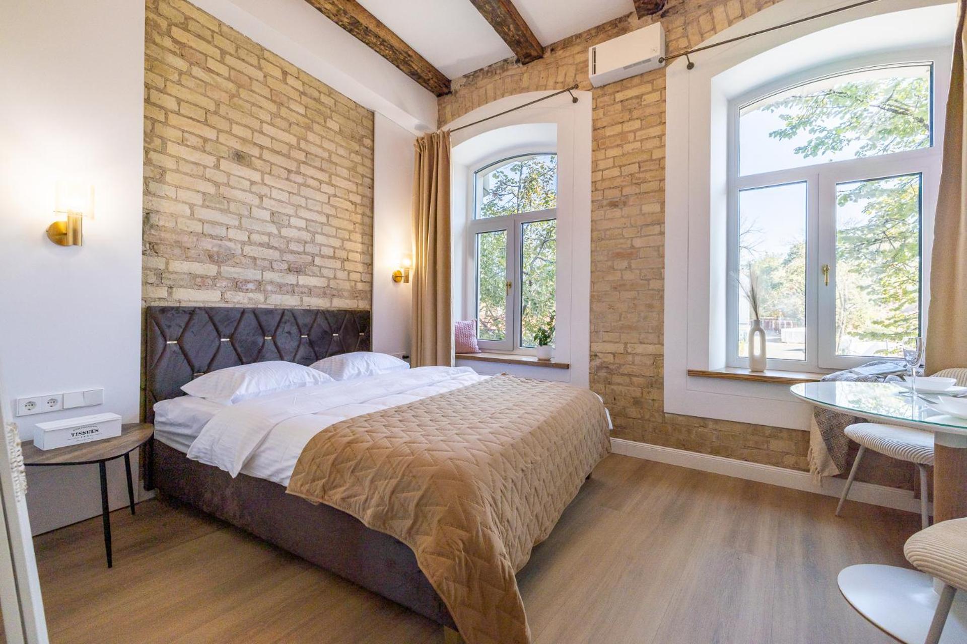 Cohost I Brand New Apt, W-ac In A Location Butas *