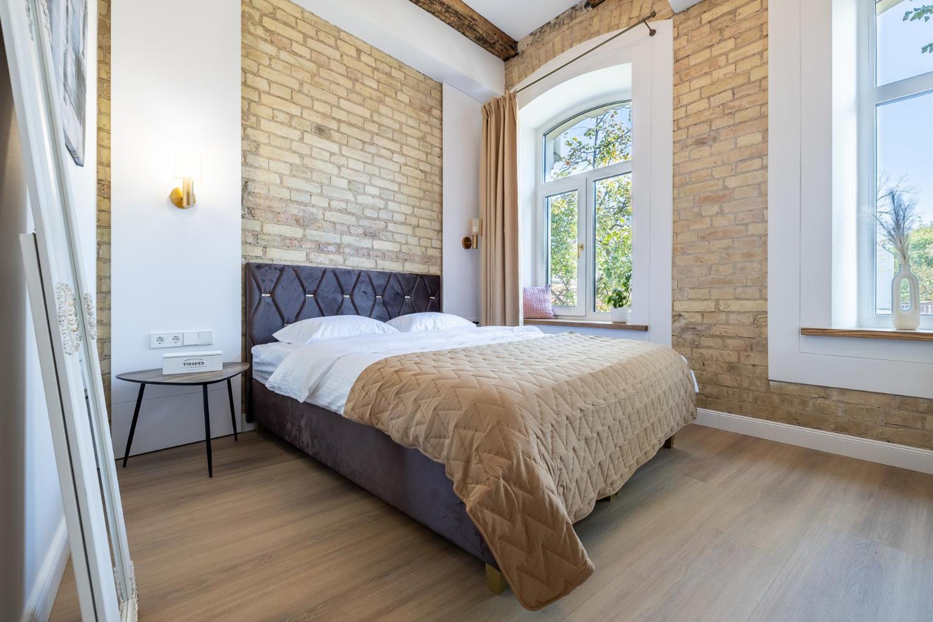 Cohost I Brand New Apt, W-ac In A Location Butas