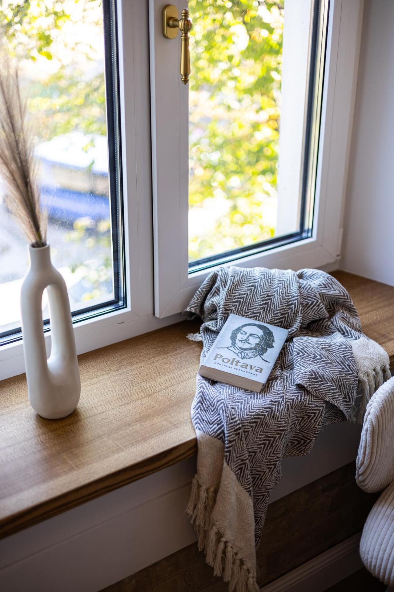 Butas Cohost I Brand New Apt, W-ac In A Location Vilnius